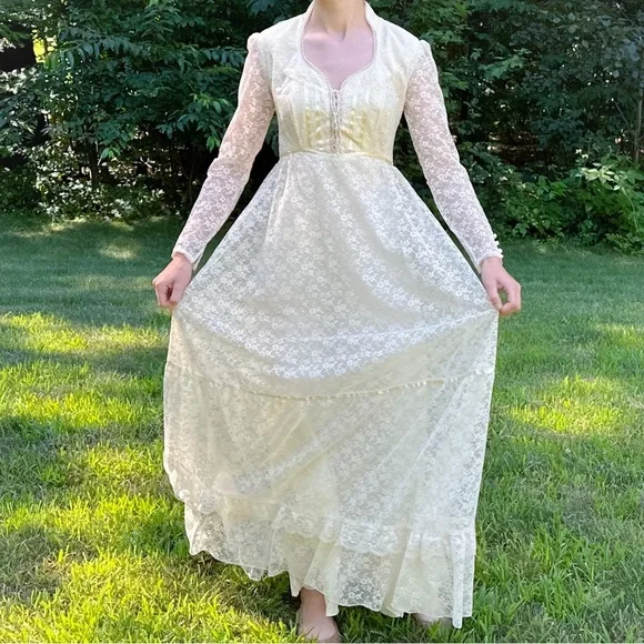 Gunne Sax Romantic Cream Lace Long Dress, S. - Picture 16 of 16